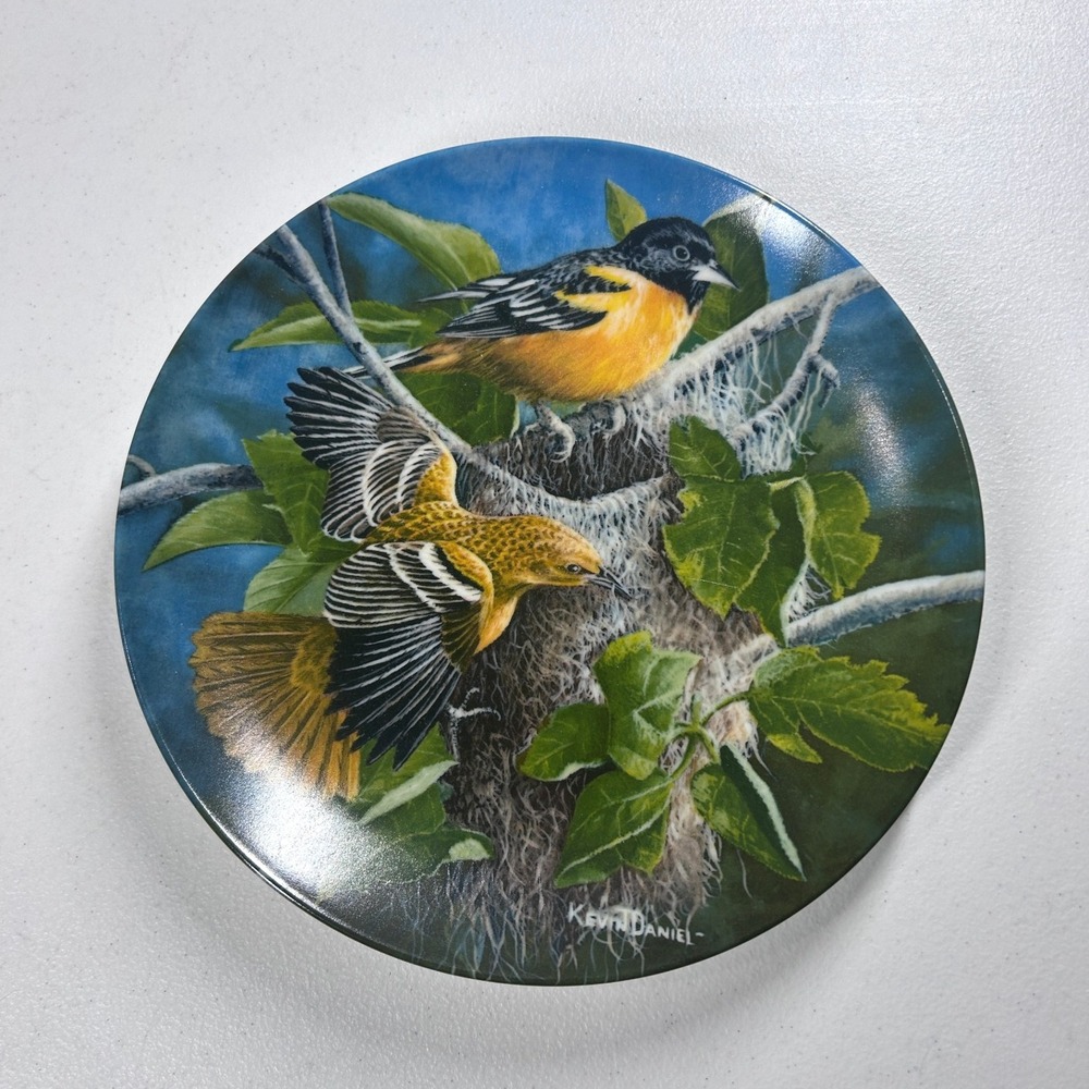 Kevin Daniel Baltimore Oriole‎ Collector Plate Edwin Knowles 1985 Birds Garden